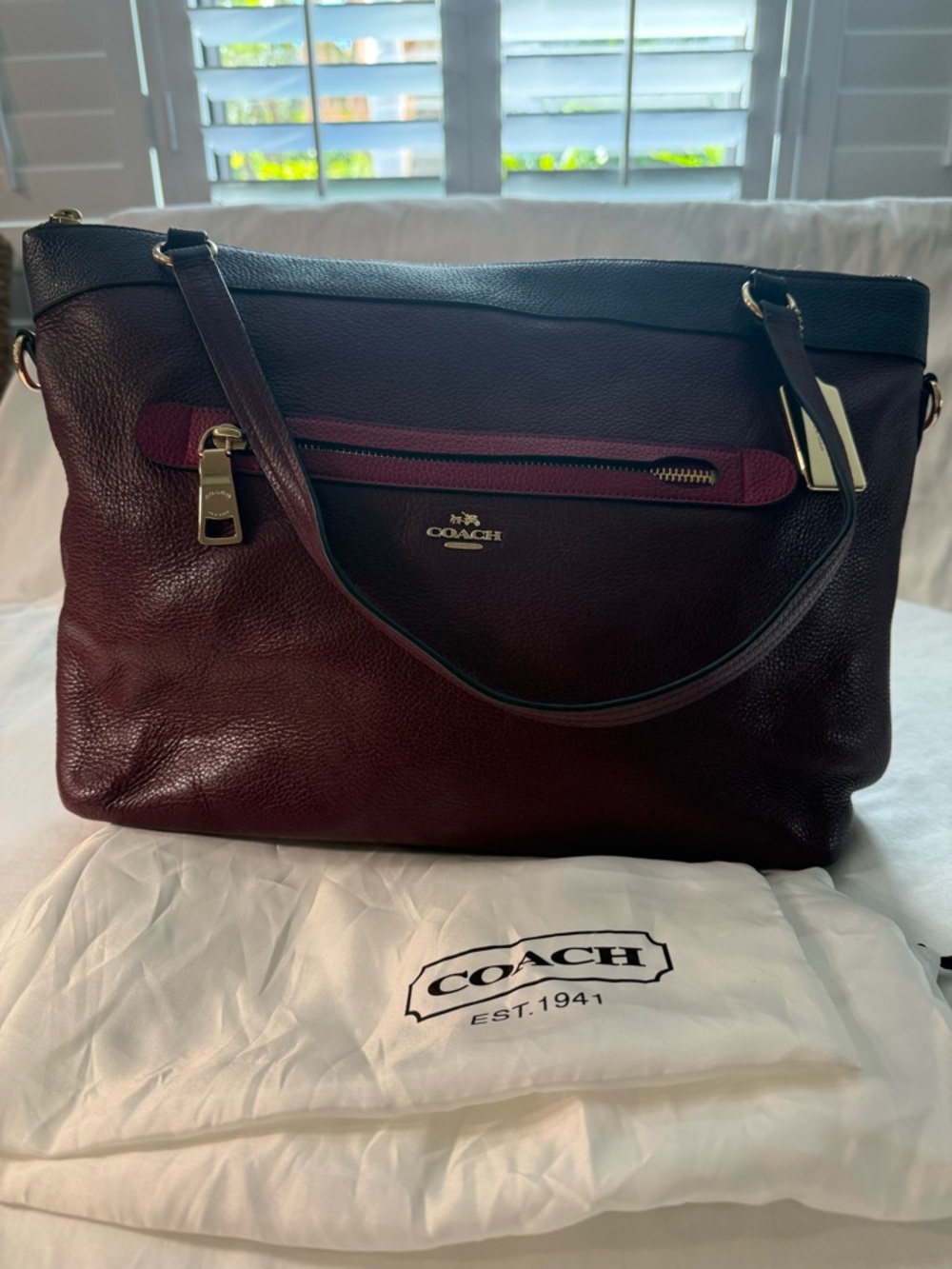Coach Women's Leather Shoulder Tote in Burgundy and Fuchsia - Picture 1 of 4